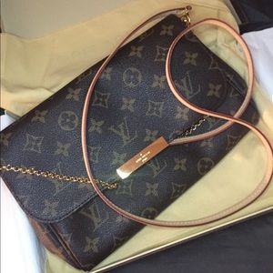 Louis Vuitton MM Monogram Crossbody/Clutch